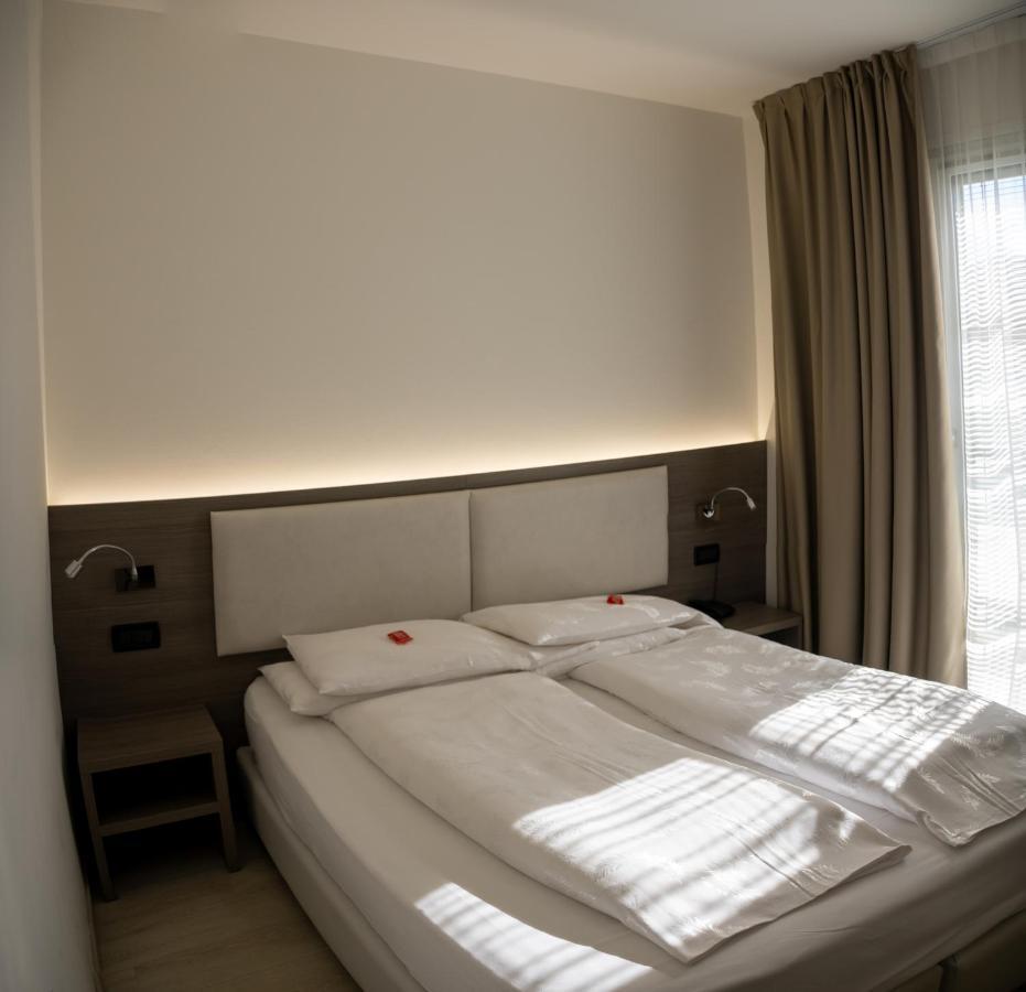 Hotel Garni Villa Fontana Trente Buitenkant foto