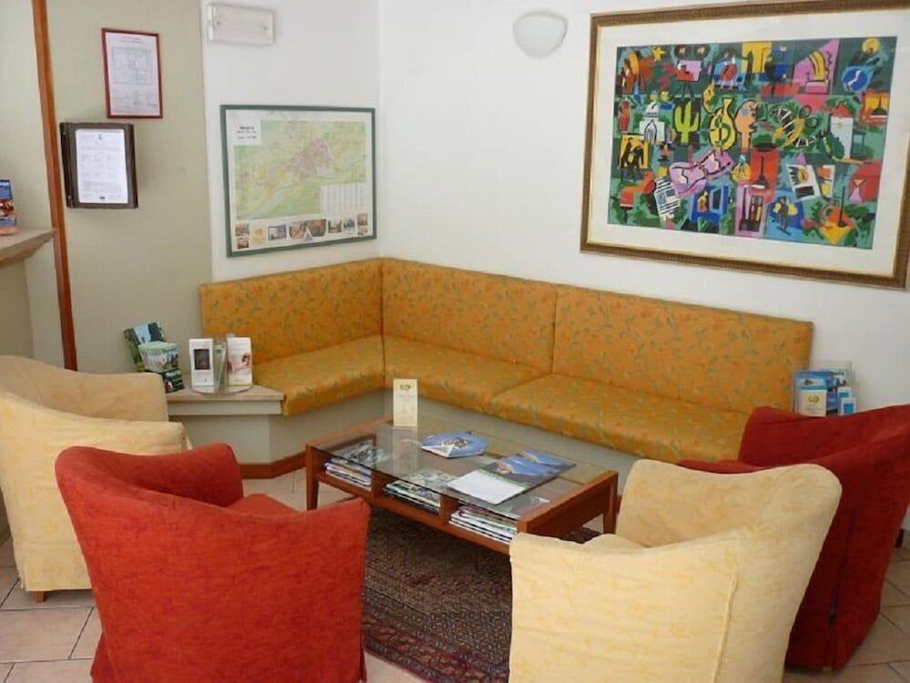 Hotel Garni Villa Fontana Trente Buitenkant foto