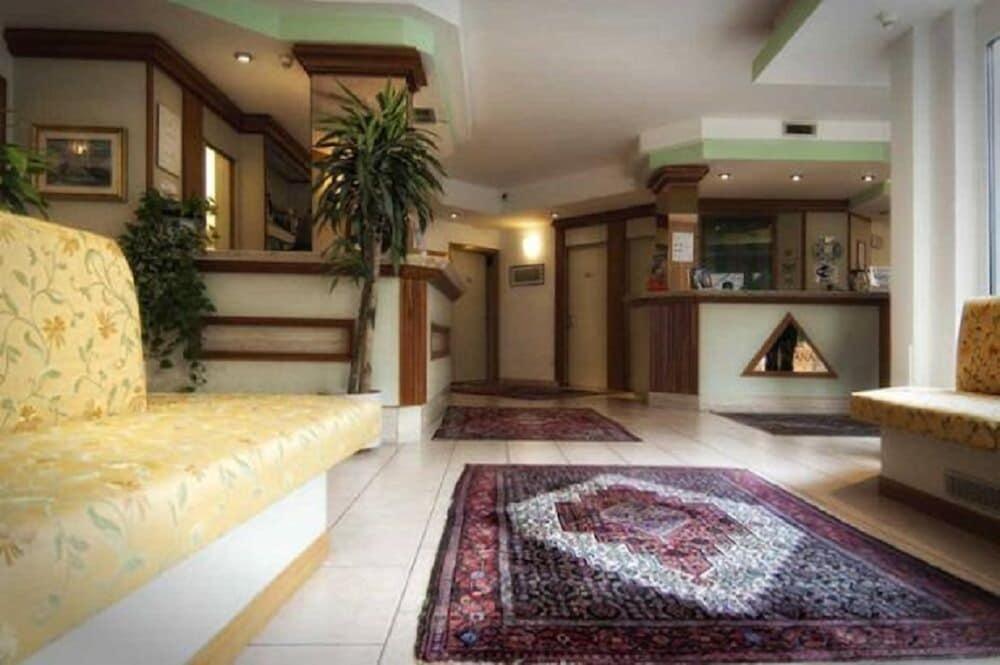 Hotel Garni Villa Fontana Trente Buitenkant foto