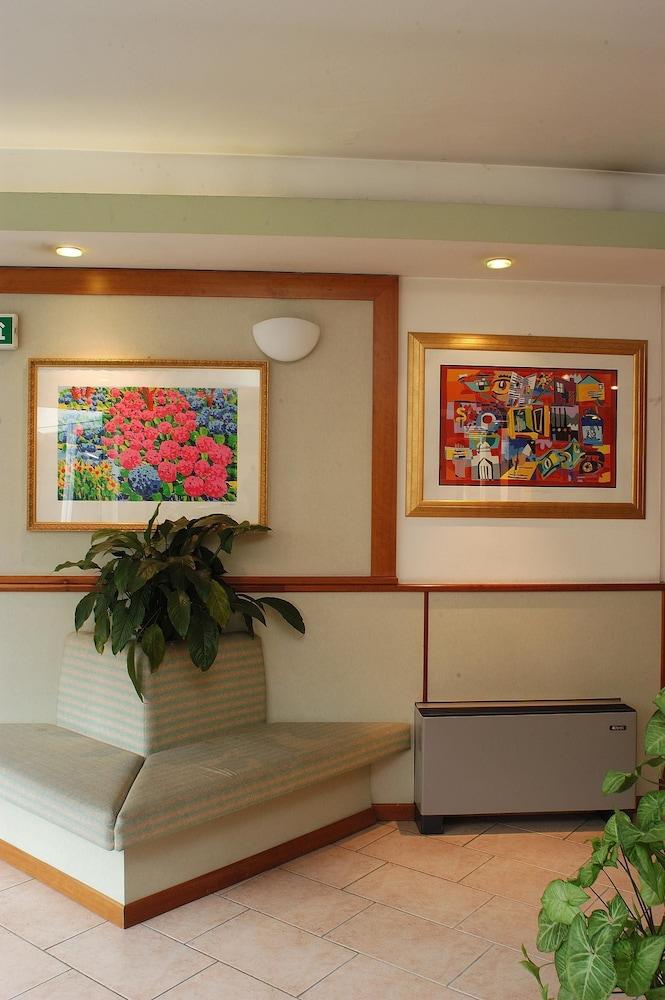 Hotel Garni Villa Fontana Trente Buitenkant foto